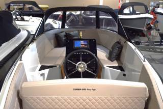 Corsiva 605 New Age - 25 HK Yamaha og udstyr