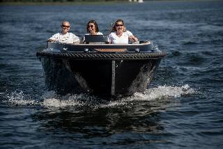 Corsiva 625 Tender 25 HK Yamaha/Udstyr