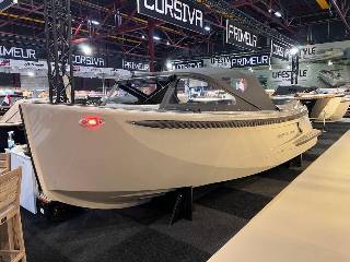 Corsiva 750 Tender