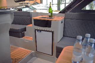 Corsiva 800 Tender - 40 HK Yamaha/Udstyr