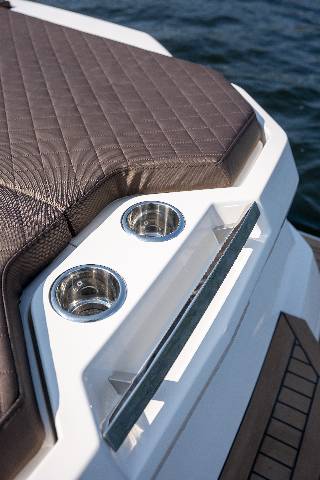 Corsiva 800 Tender - 40 HK Yamaha/Udstyr