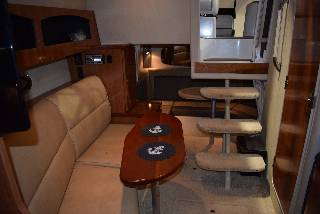 Cruiser Yachts 300 Express - Twin Volvo Penta D3/Udstyr - DIESEL