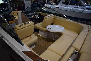 Four Winns 222 SL - Volvo Penta 5.7L 320 HK/Udstyr