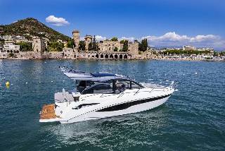 Galeon 425 HTS