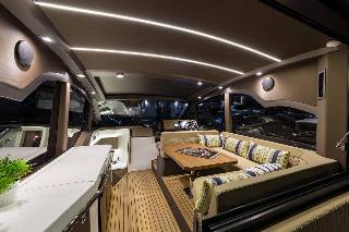 Galeon 425 HTS