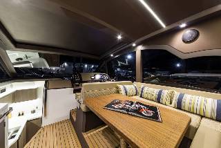 Galeon 425 HTS