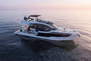 Galeon 570 SKY