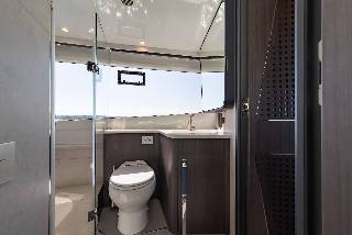 Galeon 570 SKY