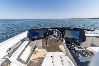 Galeon 570 SKY