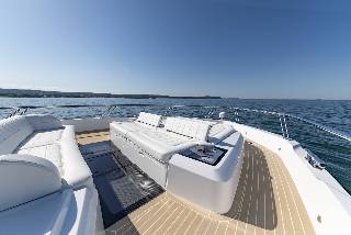 Galeon 570 SKY