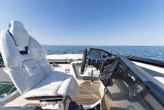 Galeon 570 SKY