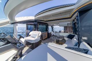 Galeon 570 SKY