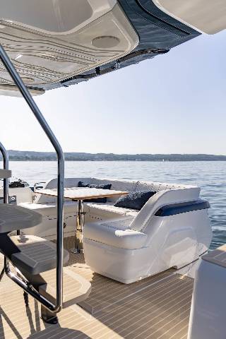 Galeon 570 SKY
