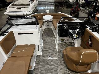 Glastron 220 GTD - 225 HK Yamaha/Udstyr