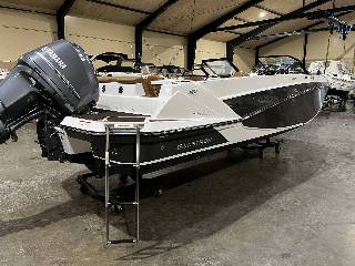 Glastron 220 GTD - 225 HK Yamaha/Udstyr