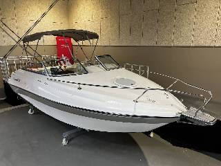 Glastron GS219 - Mercruiser 4.3L MPI