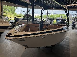 Glastron GT205 / Mercruiser 4,5 250hk
