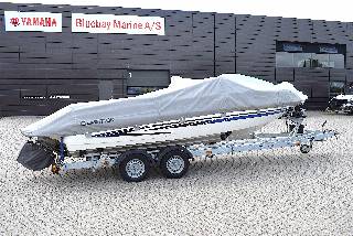 Glastron 225 GT