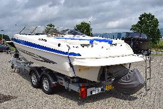 Glastron 225 GT