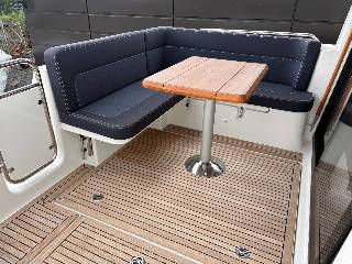 Nimbus 305 Coupe - 220 HK Diesel-Fast skrueaksel/Udstyr