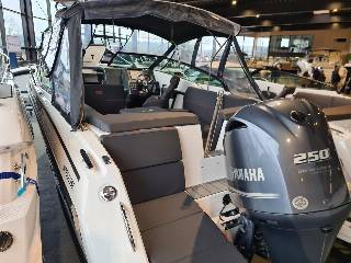 Nordkapp Noblesse 720 - Yamaha 200 HK/Udstyr