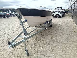 Nydam 550 m/ Yamaha F40