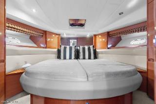 Prestige 42S - Twin Volvo Penta IPS500/Udstyr