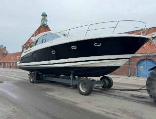 Prestige 42S - Twin Volvo Penta IPS500/Udstyr