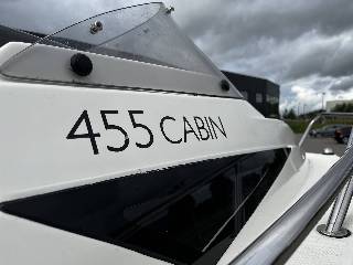 Quicksilver 455 Cabin