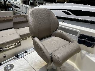 Quicksilver 455 Cabin