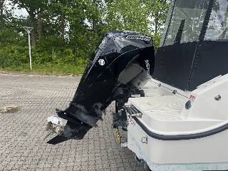 Quicksilver 675 Activ Cruiser m/Mercury F225 og udstyr