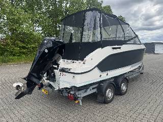 Quicksilver 675 Activ Cruiser m/Mercury F225 og udstyr