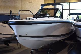 Ryds 735VI - 200 HK Yamaha/Udstyr