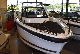 Ryds 735VI - 200 HK Yamaha/Udstyr