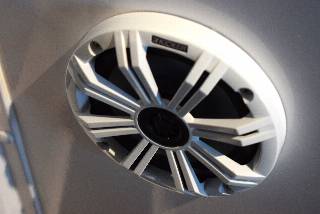 Ryds 735VI - 200 HK Yamaha/Udstyr