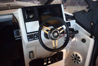Ryds 735VI - 175 HK Yamaha/Udstyr