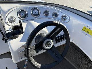 Starcraft IO 185 - Mercruiser 4.3 MPI