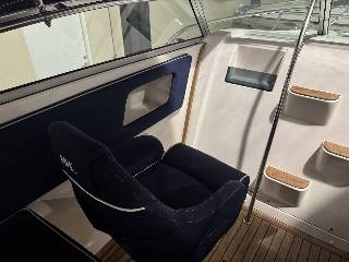 Uttern D68 Exclusive - Mercruiser 4.3