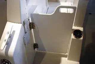 Beneteau Barracuda 8 - Mercury 400 HK/Udstyr