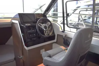 Jeanneau 795 Serie 2 - 225 HK Yamaha/Udstyr