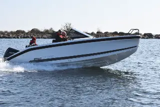 Ryds 735VI - 200 HK Yamaha/Udstyr