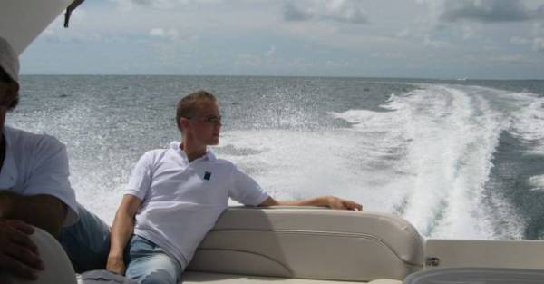 Larson Product Training - Key Largo 2007