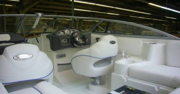 Fabriksbesøg ved Ebbtide Boats