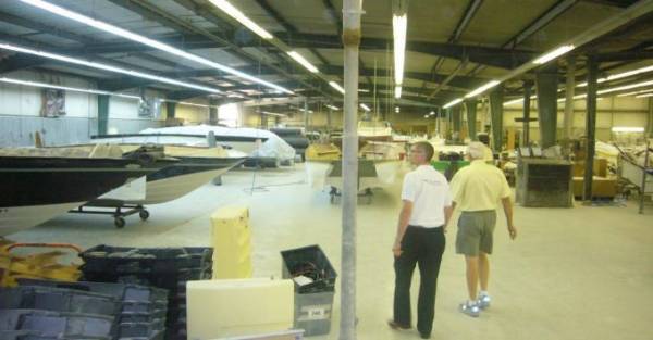 Fabriksbesøg ved Ebbtide Boats