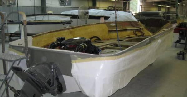 Fabriksbesøg ved Ebbtide Boats