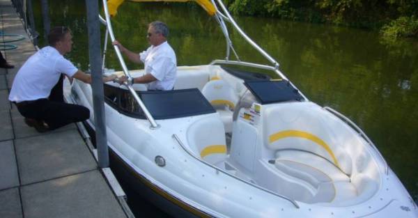 Fabriksbesøg ved Ebbtide Boats