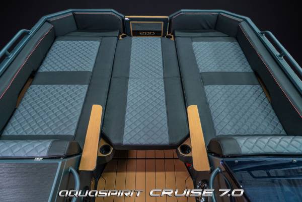 Aqua Spirit 7.0 Cruise - 200 HK Yamaha/Udstyr