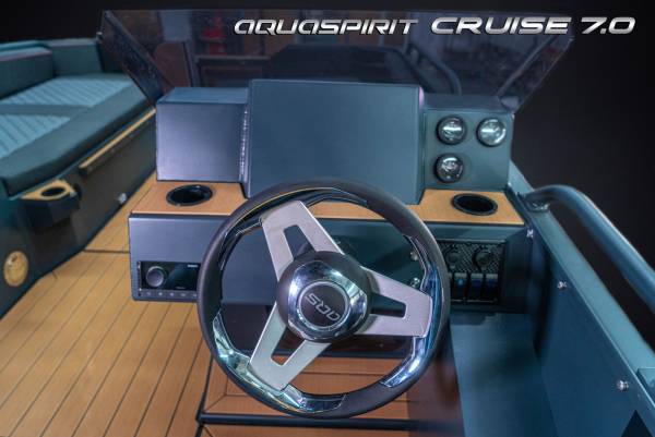 Aqua Spirit 7.0 Cruise - 200 HK Yamaha/Udstyr