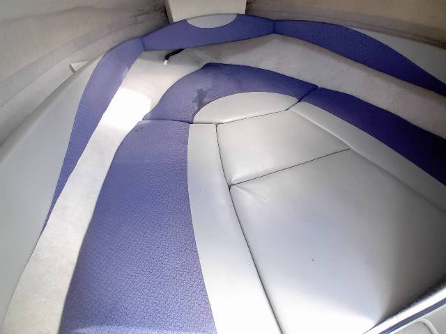 Bayliner Capri 212 - 260 HK Mercruiser 5.0L/Udstyr