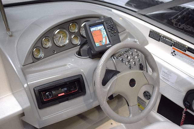 Bayliner Capri 212 - Mercruiser 4,3 MPI/Udstyr